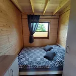 Rodzinna Przystan Lodge Jarosławiec