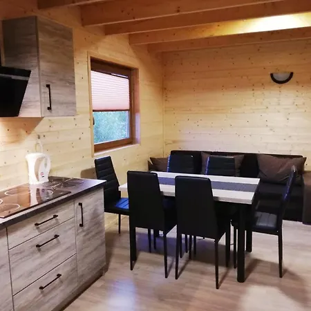 Rodzinna Przystan 山林小屋 Jarosławiec