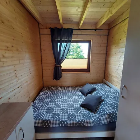 Rodzinna Przystan 山林小屋 Jarosławiec